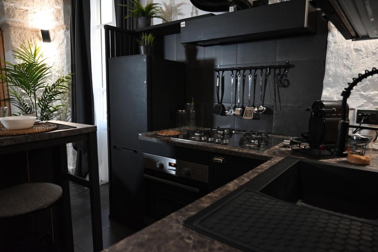 Poesia Apartment *